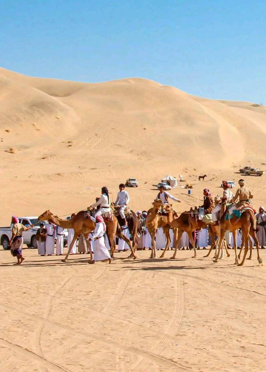 اختتام المهرجان السنوي للتراث وسباق الهجن والفروسية في شبوة