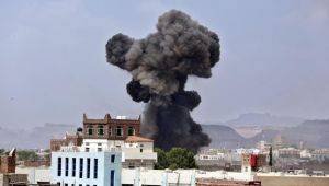 التحالف يجدد غاراته على مواقع لـ «الحوثيين» في صنعاء والبيضاء