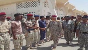 قائد المنطقة العسكرية الأولى يكشف عن ضبط خلية إرهابية في تريم