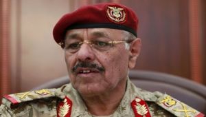 علي محسن الأحمر ينعى أبو بكر سالم.. "كان سفيرا مخلصا"