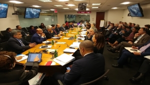 اليمن يبحث مع مجموعة البنك الدولي مزيدا من الدعم الاقتصادي