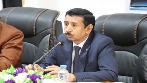 محافظ شبوة يدعو البرلمان اليمني للاقتداء بالبرلمان الفرنسي في قضية بلحاف