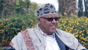 الفنان أيوب طارش يرد على منتقديه: تقبلت انتقادكم وخانتني كهولتي