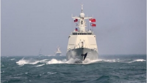 مركز أبحاث عربي: عسكرة أمريكا للبحر الأحمر استهداف للنفوذ الصيني في المنطقة