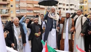 جماعة الحوثي تعلن مغادرة وفدها مطار صنعاء للمشاركة بمراسم تشييع "حسن نصر الله"