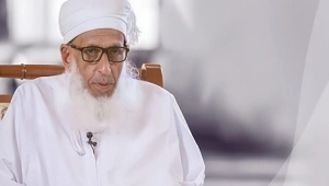 مفتي عمان: ترامب طلب من مسقط التوسط لوقف هجمات الحوثيين