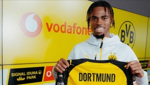 بوروسيا دورتموند يضم الإنجليزي تشوكويميكا من تشيلسي