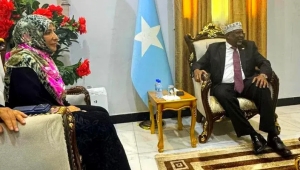 توكل كرمان تلتقي رئيس برلمان الصومال وتشيد بدروه في دعم الوحدة الوطنية والإصلاح التشريعي والبرلماني