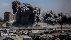 الجيش الإسرائيلي يقتل 20 فلسطينيا بغارات على قطاع غزة