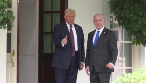 البيت الأبيض.. بدء محادثات بين ترامب ونتنياهو بشأن الحرب في غزة