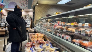 تراجع ثقة المستهلكين بأمريكا في سبتمبر بسبب مخاوف سوق العمل