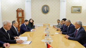 زيارة الزُبيدي لموسكو.. بين بيان "الانتقالي" وبيان الخارجية الروسية "الضبابي"