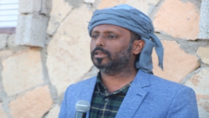 بن حبريش يدعو للنضال في حضرموت ويكشف استخدام الانتقالي للمسيرات ضد قواته