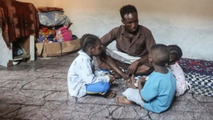 لاجئون صوماليون يفضلون العودة لبلدهم هربا من “الفقر والبطالة” في اليمن