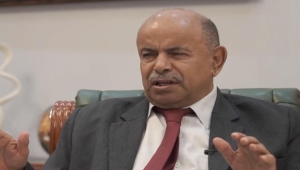 محافظ حضرموت يطالب بخروج قوات الانتقالي ويعترف بحدوث عمليات نهب لممتلكات المواطنين والمؤسسات