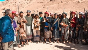 مجاميع قبلية تؤمن معسكر بارشيد ومواقع أخرى في حضرموت