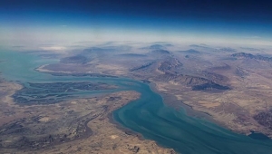 ﻿هرمز بين الألغام والمفاوضات.. من يمر ومن يُمنع في الممر البحري الأخطر بالعالم؟