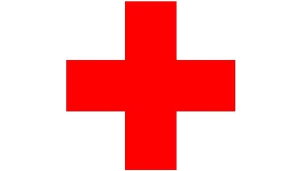 الصليب الأحمر: قدمنا مساعدات غذائية لنحو 590 أسرة نازحة في لحج