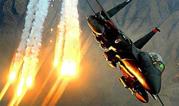 طيران التحالف يكثف غاراته على المديريات المحيطة بالعاصمة ومعارك عنيفة بنهم