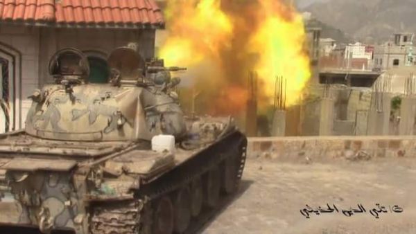 قصف هستيري للمليشيات على الأحياء السكنية ردا على هزائمها في جبهات القتال بتعز (تقرير ميداني)