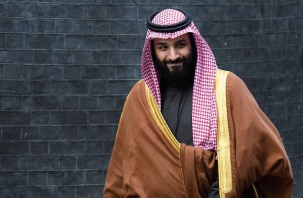 بن سلمان: نسعى لحل سياسي في اليمن