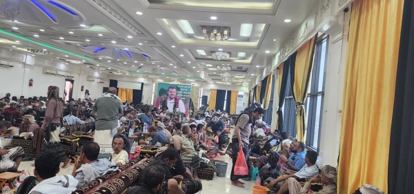 قبائل أبين تعقد اجتماعا موسعا في عدن تنديدا بإقصاء أبناء المحافظة والإختطافات التي تطالهم