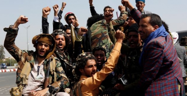 مقتل شخصين وإصابة ثالث برصاص الحوثيين في الحديدة