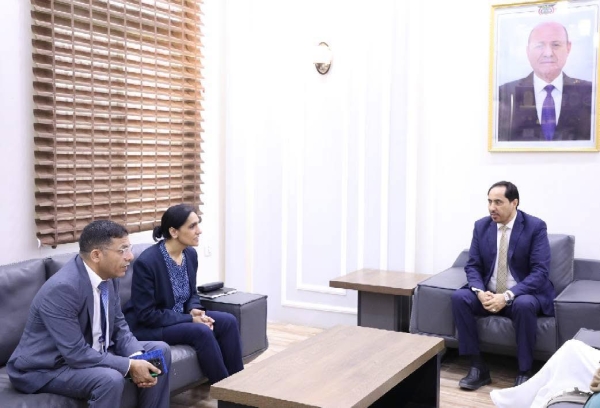 البكري يبحث مع 