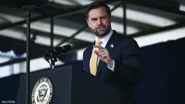 إقرار بالفشل.. نائب ترامب: استحالة بناء ديمقراطيات في الشرق الأوسط