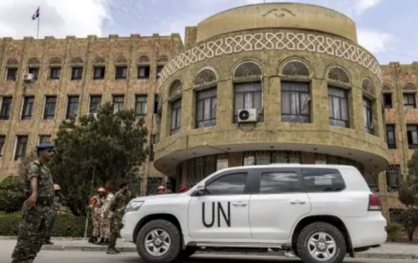 العفو الدولية وهيومن رايتس تدعوان الحوثيين إلى الافراج عن موظفين إنسانيّين وحقوقيّين