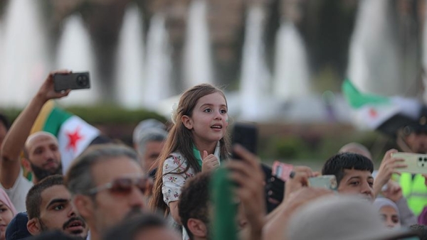 مظاهرات بمدن سورية دعما للجيش ورفضا للتدخل الخارجي