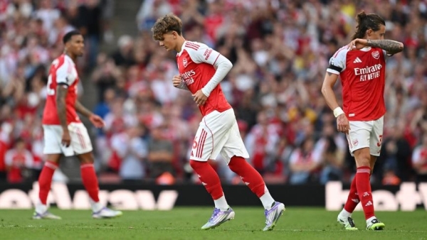 أرسنال يقسو على ليدز يونايتد بخماسية نظيفة في 