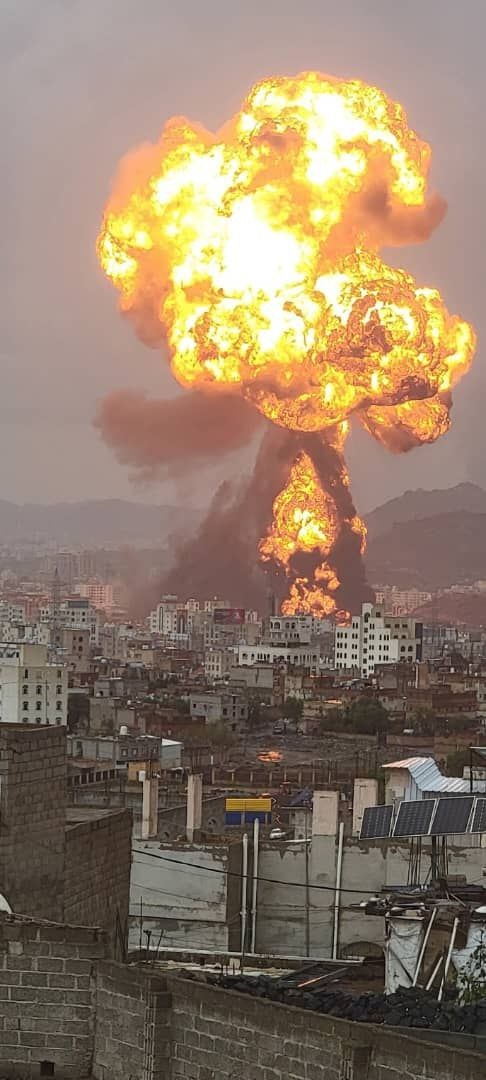 الحوثيون يعلنون مقتل وإصابة 37 مواطنًا جراء الغارات الإسرائيلية على صنعاء