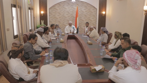 لجنة الاعتصام تهاجم 