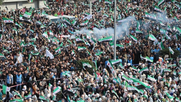 سوريا.. احتفالات واسعة بالذكرى الأولى لـ