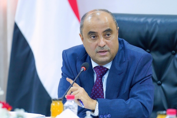 رئيس الوزراء: نرفض بقاء الجبايات خارج القانون والنقاط الأمنية