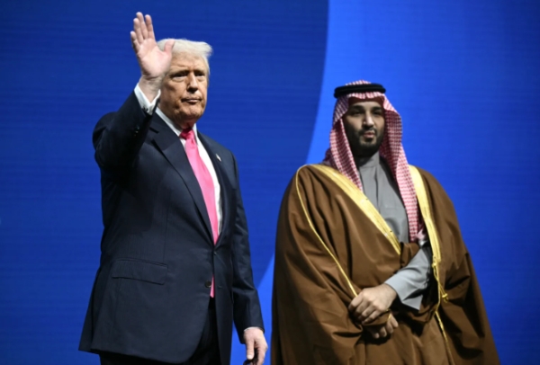 هل المملكة العربية السعودية تبتعد عن الولايات المتحدة؟ مقال في نيوزويك