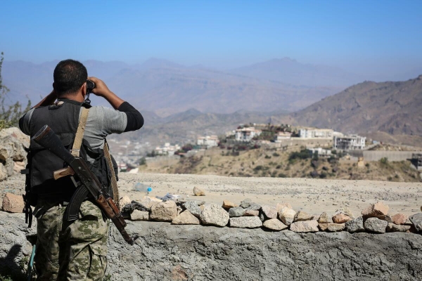 صحيفة أمريكية: تحذير سعودي للحوثيين بالضرب وراء عدم تدخل الحوثيين في اليمن لنصرة إيران (ترجمة خاصة)