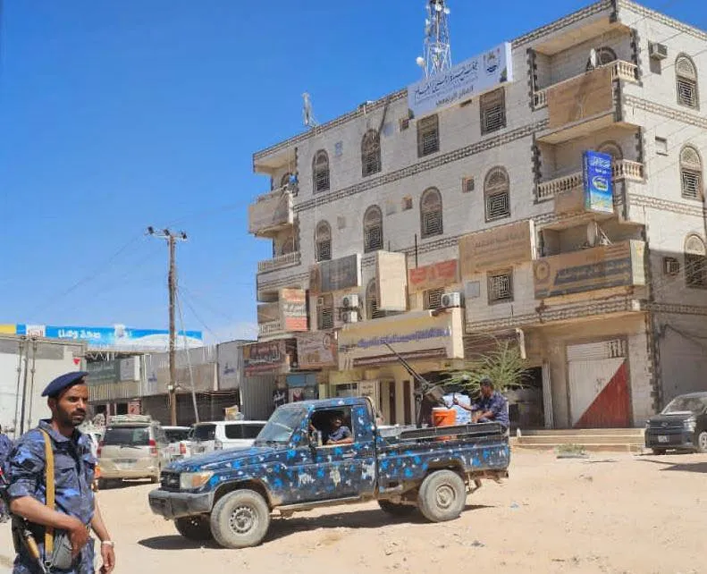 الأحزاب السياسية: مؤتمر شبوة الشامل لا يمثلنا ومنع فتح مقر "شبوة الوطني" يتنافى مع "التوافق"