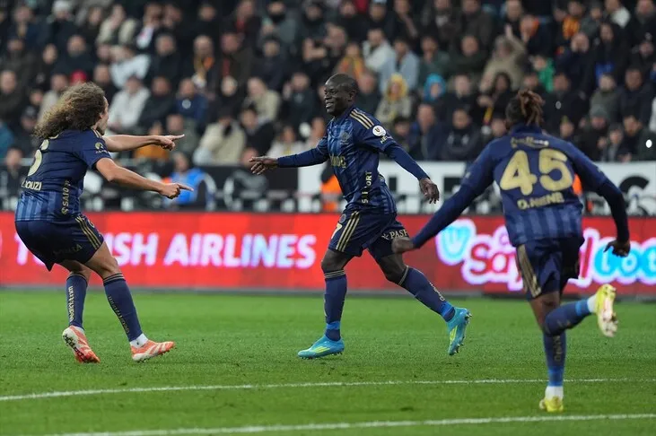 فنربهتشة يشدد ضغطه على غالاطة سراي في صدارة الدوري التركي