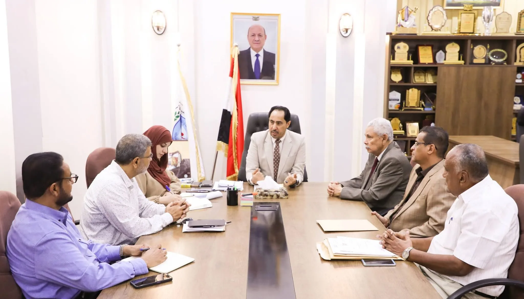 وزير الشباب والرياضة يشدد على مشاركة أندية عدن في بطولة الجمهورية