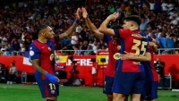 برشلونة يصعق ريال مدريد ويتوج بكأس ملك إسبانيا للمرة الـ32 في تاريخه