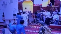 عدن.. مليشيا الانتقالي تقتحم مسجداً أثناء صلاة الفجر بقوة السلاح وتختطف إمام المسجد (فيديو)