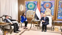 العليمي يٌحذر من أن تفضي الهدنة لإعادة تموضع أذرع إيران في المنطقة