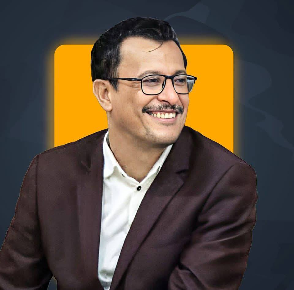 حين كان الأذان يعبر الأثير في جنوب اليمن